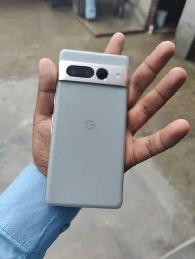 Google pixel 7 pro pta 12/256 gb all okay  display change 10/10
