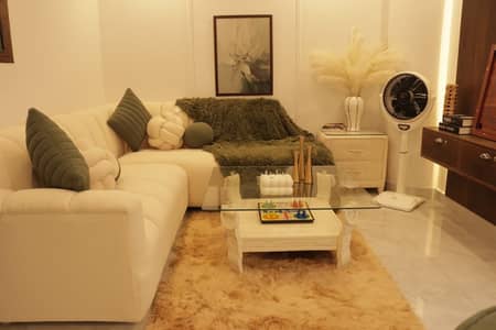 ONE BED LUXURIOUS FURNISHED APARTMENT FOR RENT AT BAHRIA TOWN