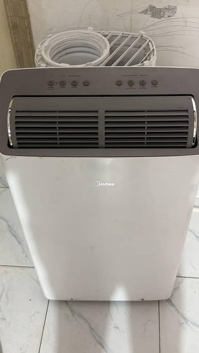Room air conditioner Ac
