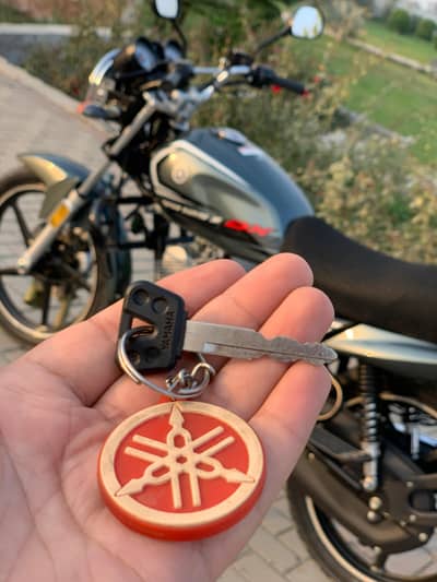 Yamaha dx 2025 like new fully loaded extra acecrios