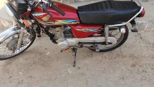 Honda CB 125 2018 model Sahiwal registered Total genuine 8/10 comdit
