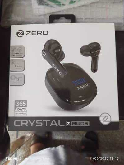 Zero ear buds CRYSTAL with display charging