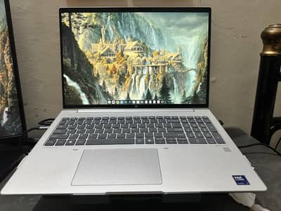 HP ProBook 460 G11 – Core Ultra 7 - 32GB / 512GB – Like New