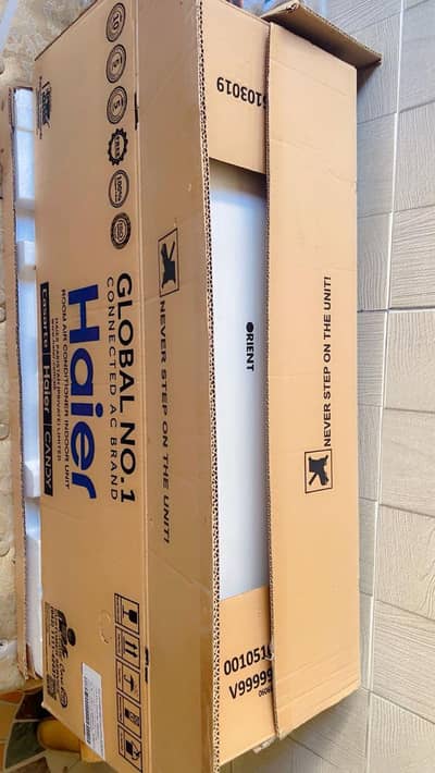 orient  split Ac DC inverter  ultron e comfort gold fin