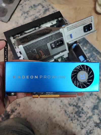 AMD Radeon Pro WX 2100 2GB DDR5
