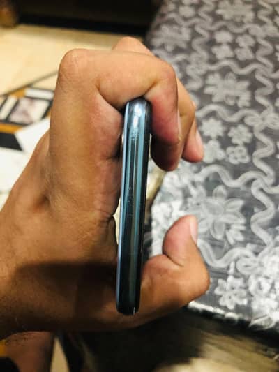 vivo S1 4GB Ram 128 memory