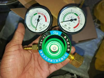 oxygen cylinder regolater