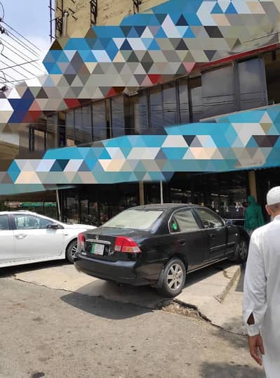 10 marla the most idol  building available for rent  attached with canal road and kasur road  near arabian deligh