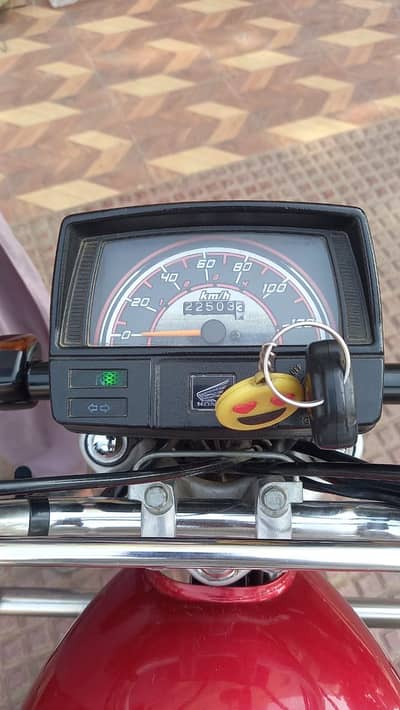 HONDA CD 70 2023 Model one hand used