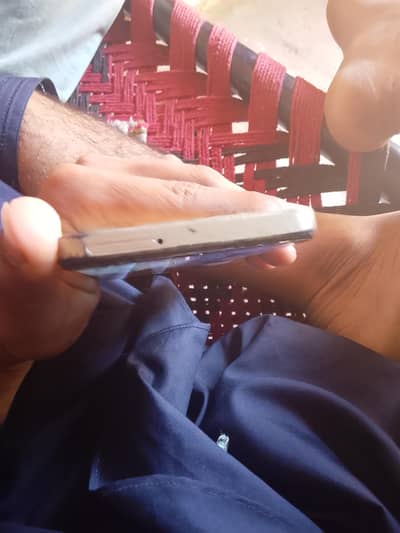 vivoy16 condition thk hai 8 256