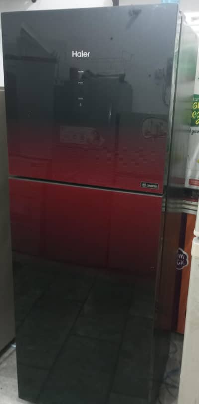 Hair invarter glass door.