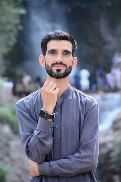 army sy retired hn chokidari job ki zaroorat hai 03439256672