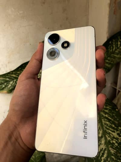 Infinix Hot 30