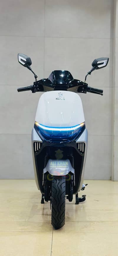 AIMA RAMZA A700 EV SCOOTER SCOOTY MALE FEMALE BOYS GIRLS LADIES SCOOTY