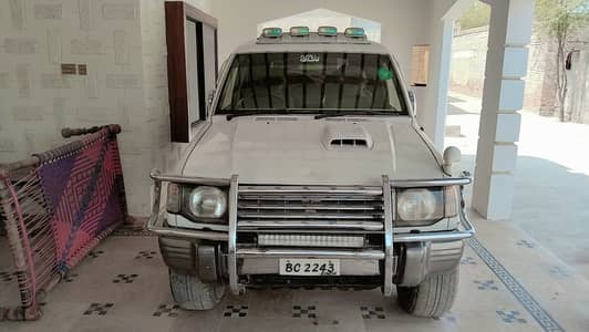 Mitsubishi Pajero 1993