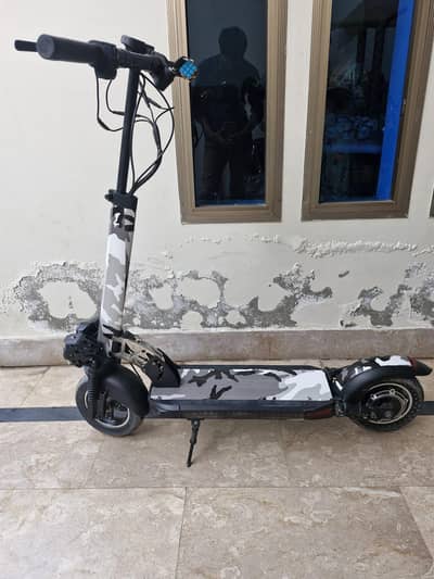 Electric scooter