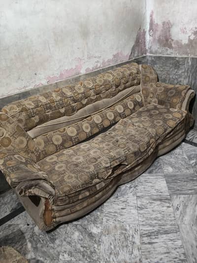 3 seater single sofa for sale . .