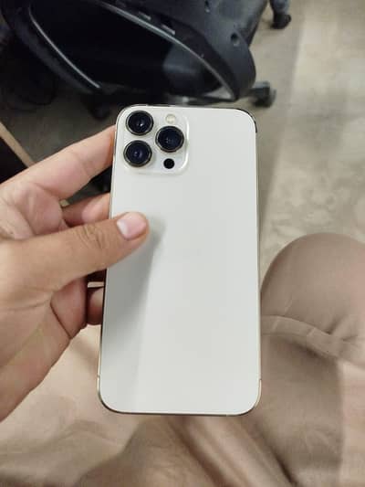 all oka phone hai only display unknown parts ka msg hai 7 days backup