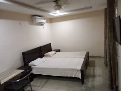 Single+sharing available + water mantainance