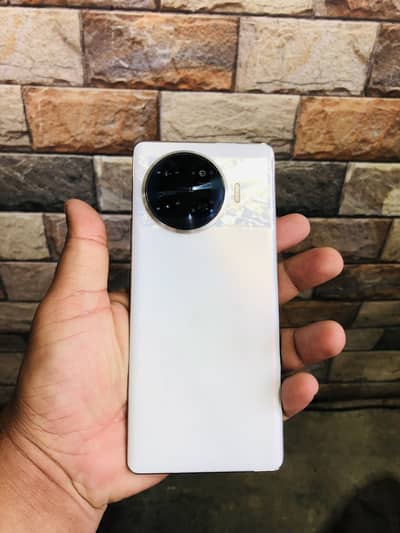 Tecno spark 20proplus 8+8/256gb full box edge phone