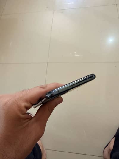iphone 11 pro max PTA approved