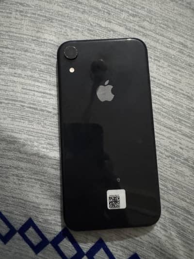 iphone xr back body ha black colour ha