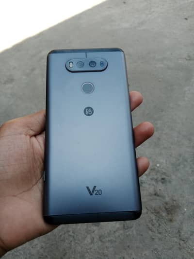 LG v20