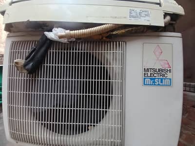 Mitsubishi 1.5 ton 10 by 10 condition