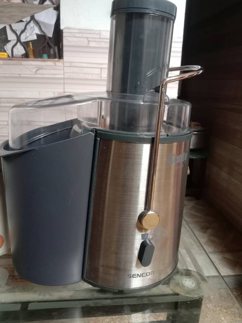 Juice Extractor 9