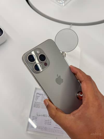 iPhone 15 pro max titanium