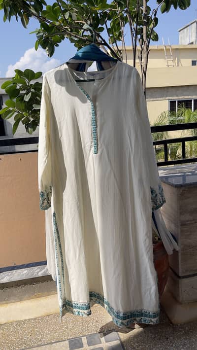 White sapphire shirt for eid