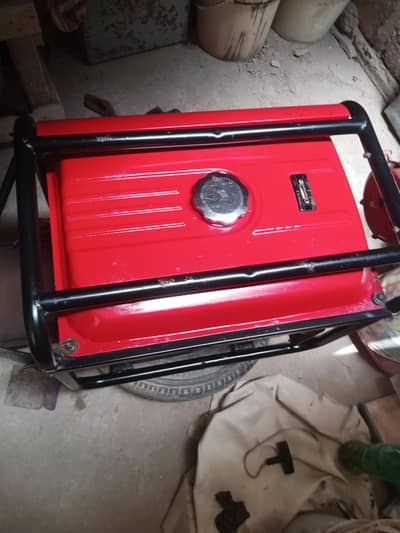 Elemax (Japan) Generator 2.6 KV