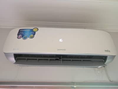 1.5 ton kenwood ac (good condition)