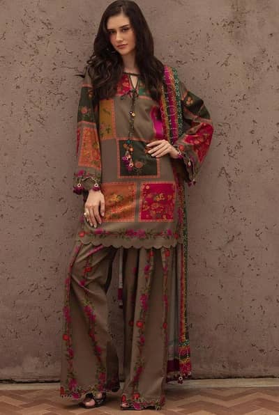 woman printed lawn suit 3pc brown Eid Ramadan