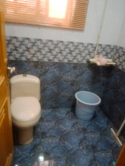 1 Kanal Upper Portion For Rent