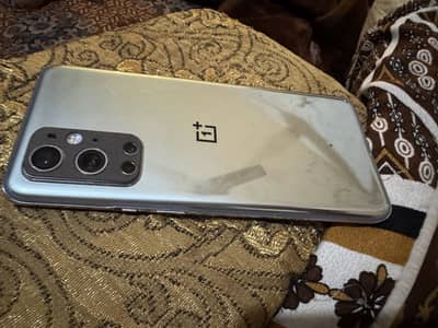 One Plus 9Pro  (8/256 )