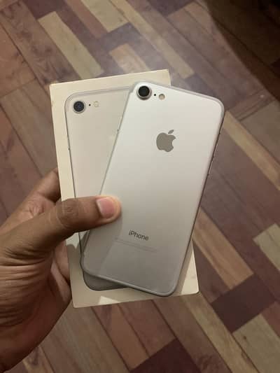 Iphone 7 128gb official PTA approved with box excellent 10/10