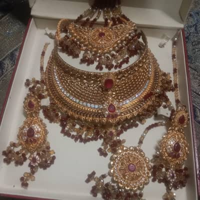 Gold plated set for bridal
