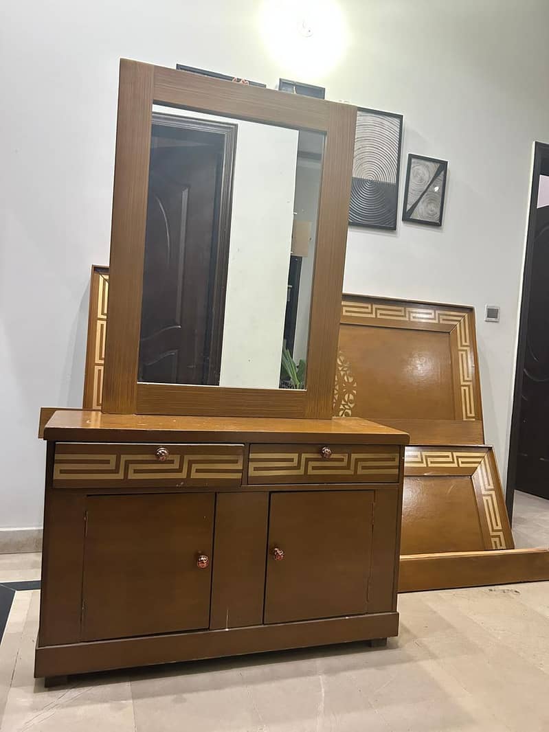 Bed Dressing table Set 3