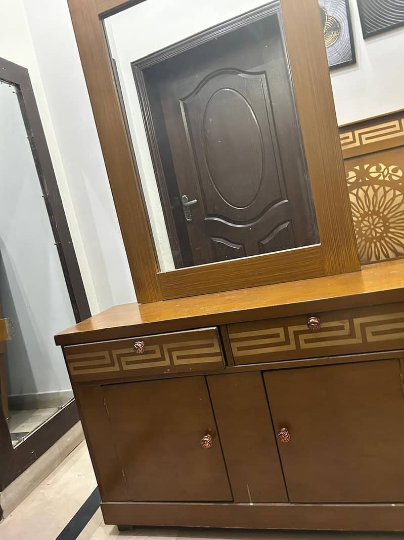 Bed Dressing table Set 5