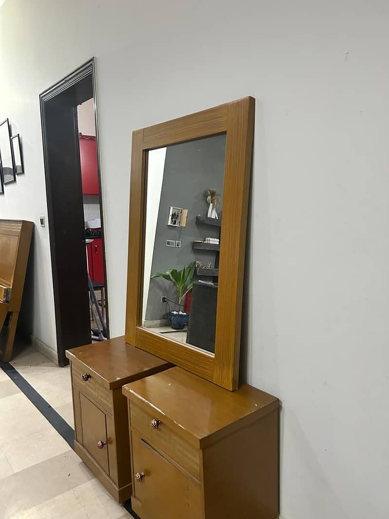 Bed Dressing table Set 6