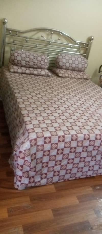 I am selling iron bad with mattress