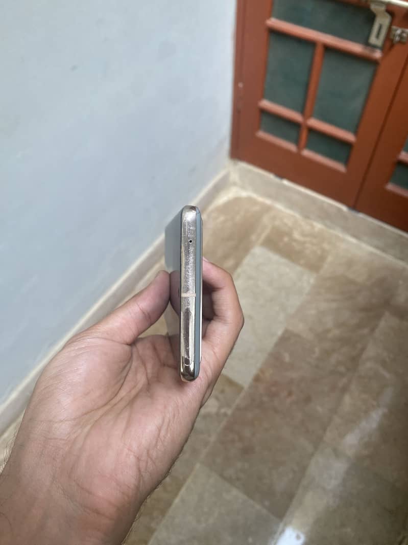 Google pixel 7 pro 4