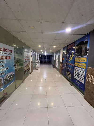 A Modern, Fully Equipped Clinic Is Available For Rent In The Prestigious Adyala Tower This Is An Exceptional Opportunity For Medical Professionals Looking To Establish Or Expand Their Practice In A Prime, Easily Accessible Location