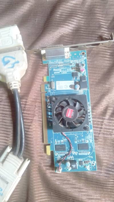 AMD Radeon HD 5450 Gaming Card With Connector Free