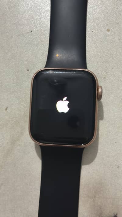 Apple Watch series 5 (40mm)