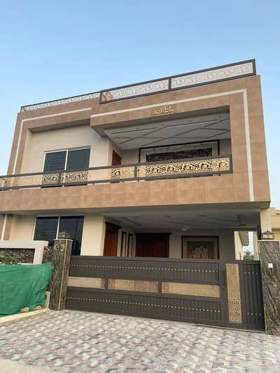 10 Marla Luxury Modern Design House For Sale in Block O, Gulberg Residencia, Islamabad