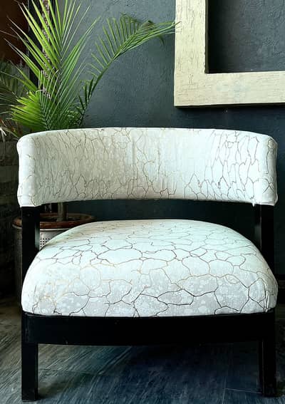 Sofa chairs with table(white/gold marble print)