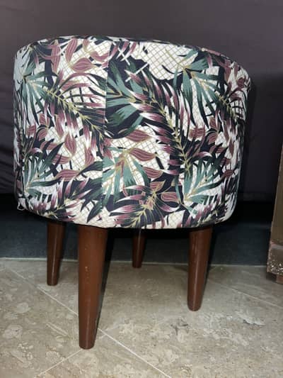 Stools both are in new condition