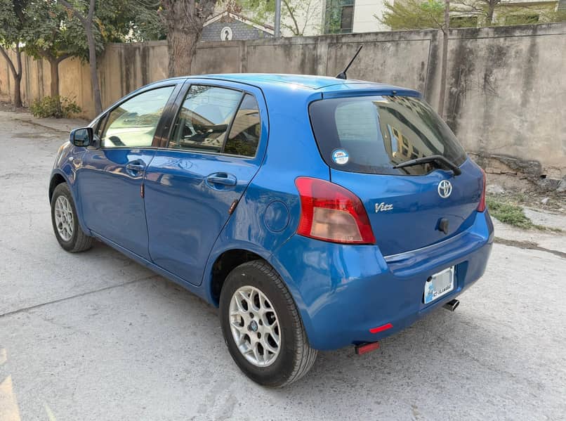 vitz 1.3 10
